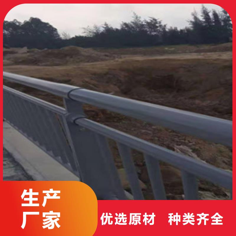 复合管_镀锌喷塑防撞栏您身边的厂家使用寿命长久