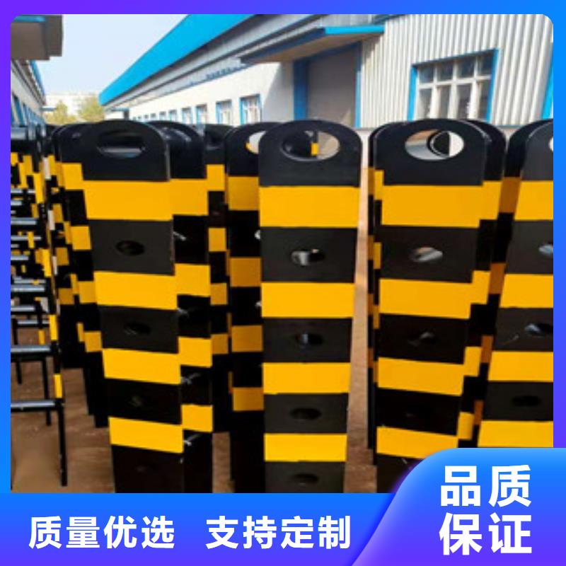 护栏钢板立柱多少钱一米源头厂家来图定制