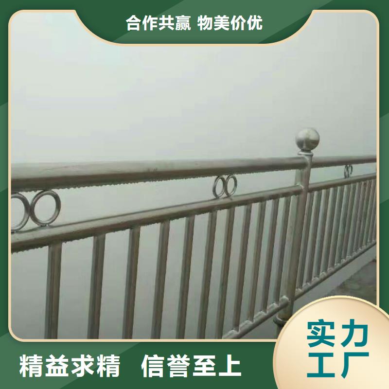 护栏镀锌波形护栏厂家技术完善品质过硬