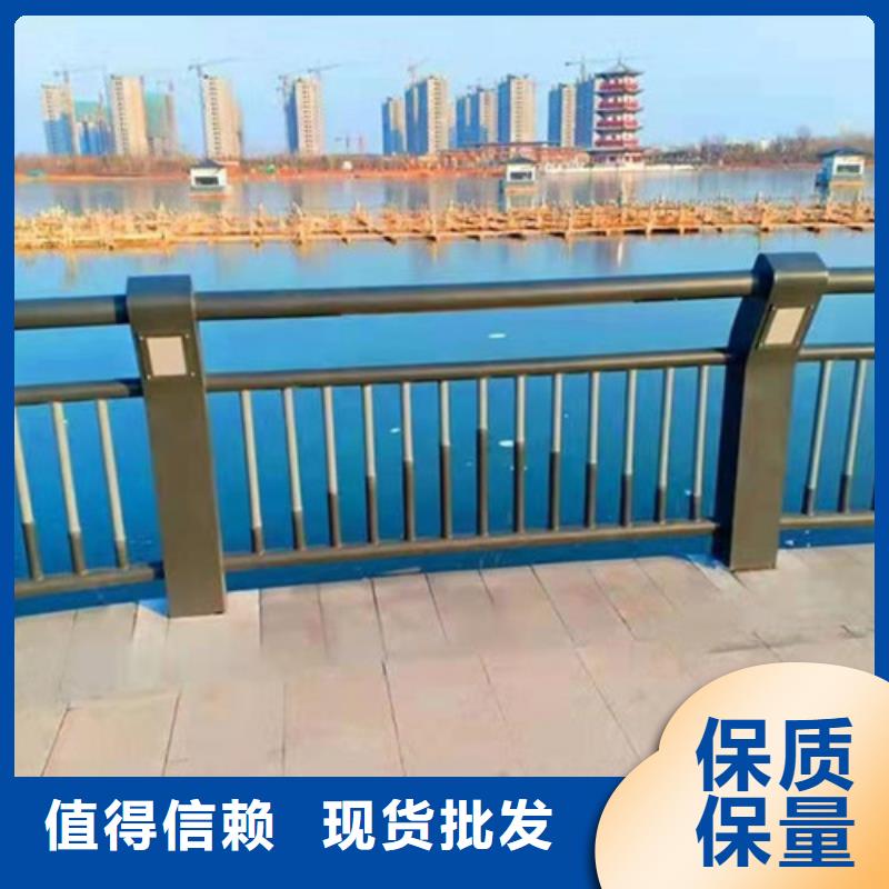 防撞护栏镀锌喷塑防撞栏货源报价精工打造