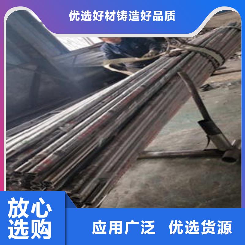 道路隔离栏杆不锈钢复合管护栏批发价格畅销本地本地经销商