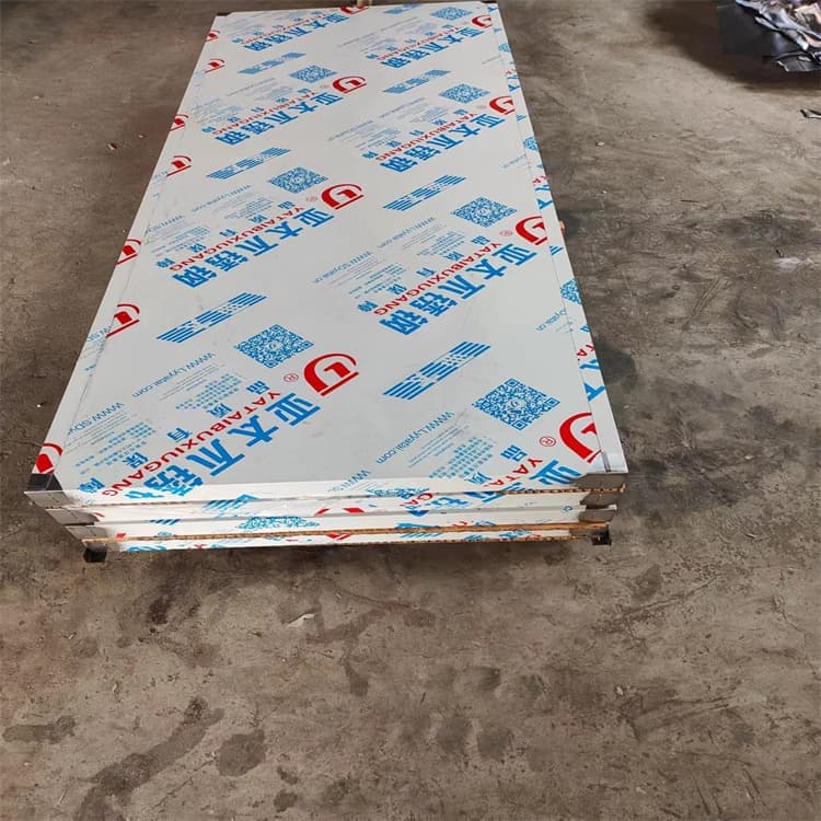 值得信赖的医用手动铅门生产厂家