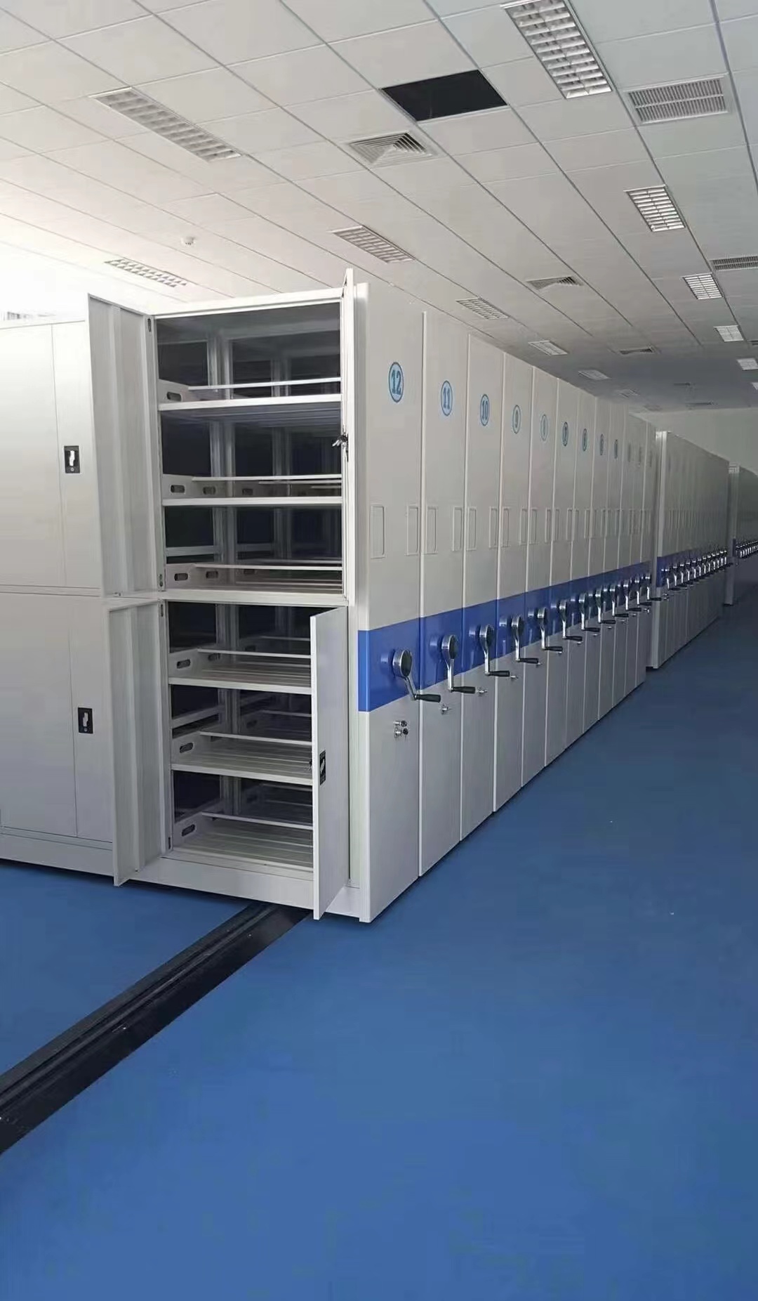 手摇密集柜革故鼎新多种优势放心选择