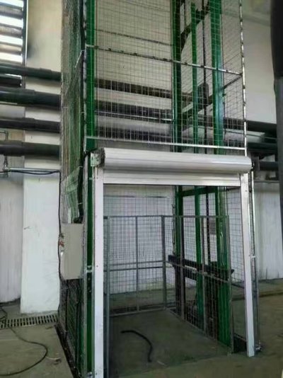 牵引式升降机货源充足