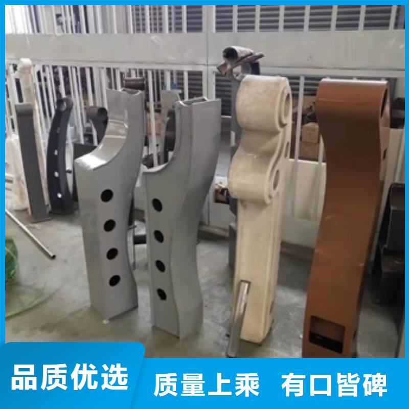 防撞护栏_方管防撞护栏厂家货源直销本地品牌