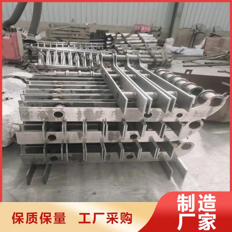 买防撞护栏钢模板必看-图文介绍同城经销商