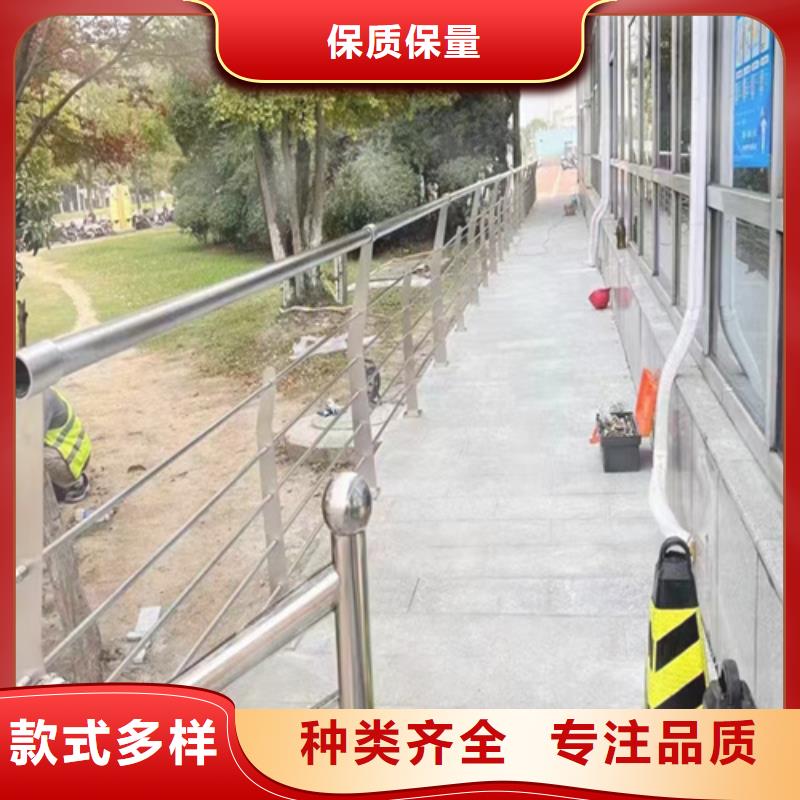 防撞护栏钢模板专业定制大量现货供应