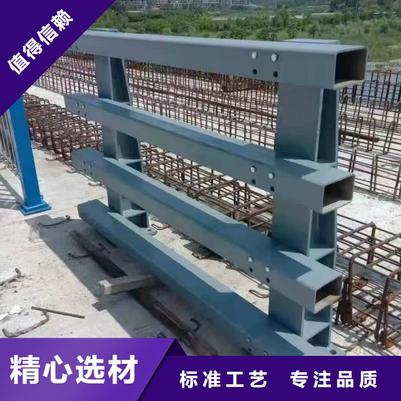 防撞护栏天桥栏杆满足客户需求实力才是硬道理