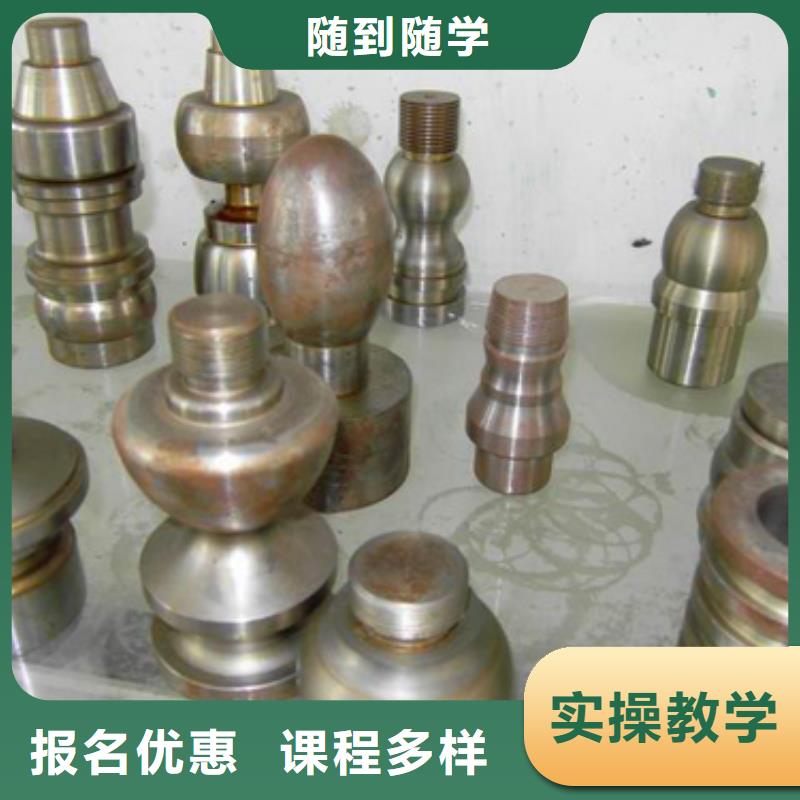 数控培训虎振汽修学校课程多样报名优惠