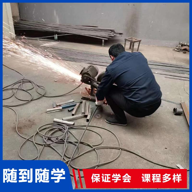 电气焊培训学校机电一体化就业不担心实操教学
