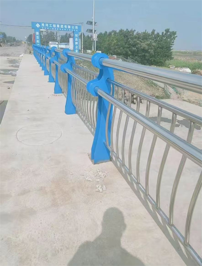 不锈钢复合管护栏品质