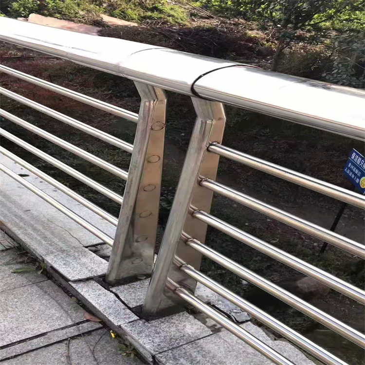 桥梁灯光栏杆加工价格同城经销商