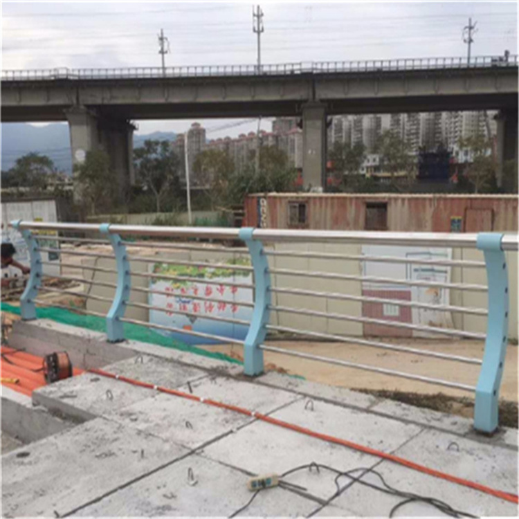 桥梁不锈钢防撞栏杆生产基地一站式供应