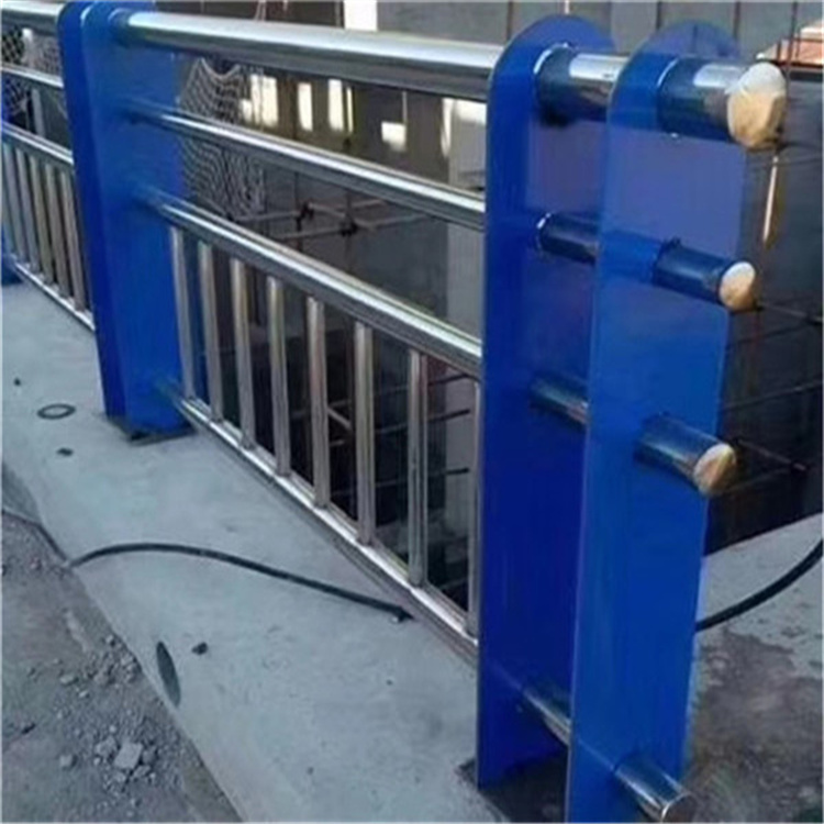 河道专护栏生产周期短本地货源