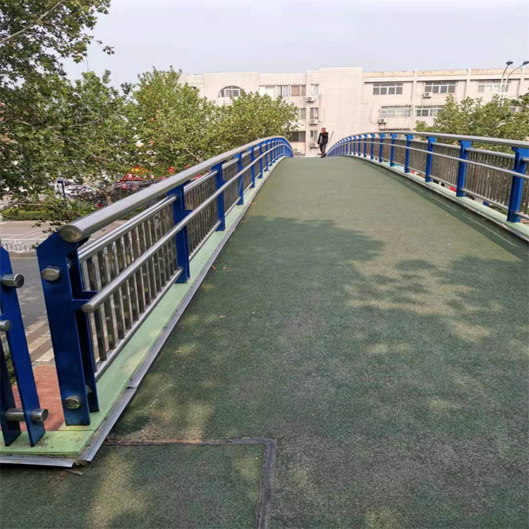 桥梁护栏焊接喷塑同城厂家