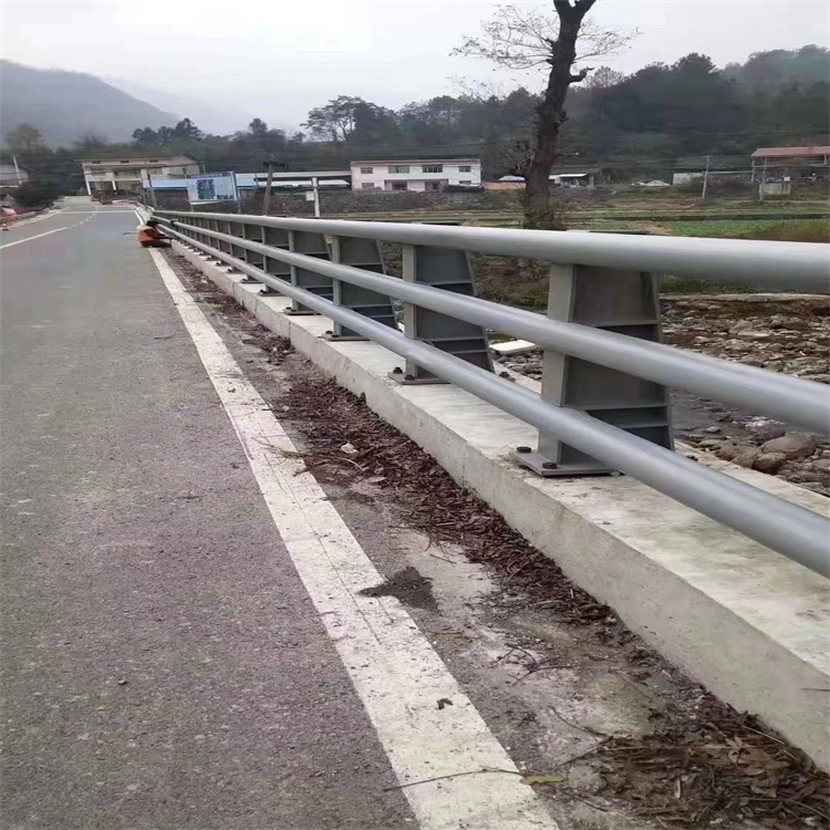 河道桥梁护栏焊接工艺好全国走货本地经销商