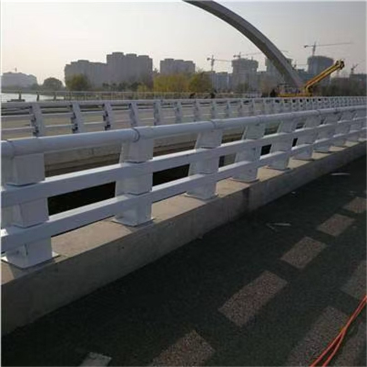 河道人行护栏价格本地经销商