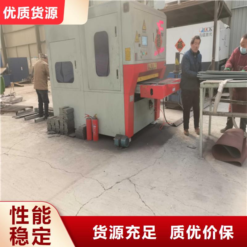 不锈钢复合管防撞护栏_【市政护栏】源厂供货价格实在