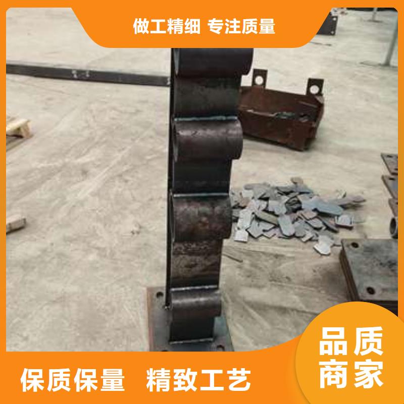 
不锈钢灯箱护栏
择优厂家用心做好每一件产品