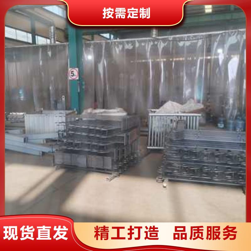 桥梁护栏_灯光防撞护栏厂家质量过硬当地服务商