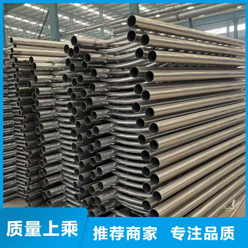 护栏灯光防撞护栏出厂价按需定制