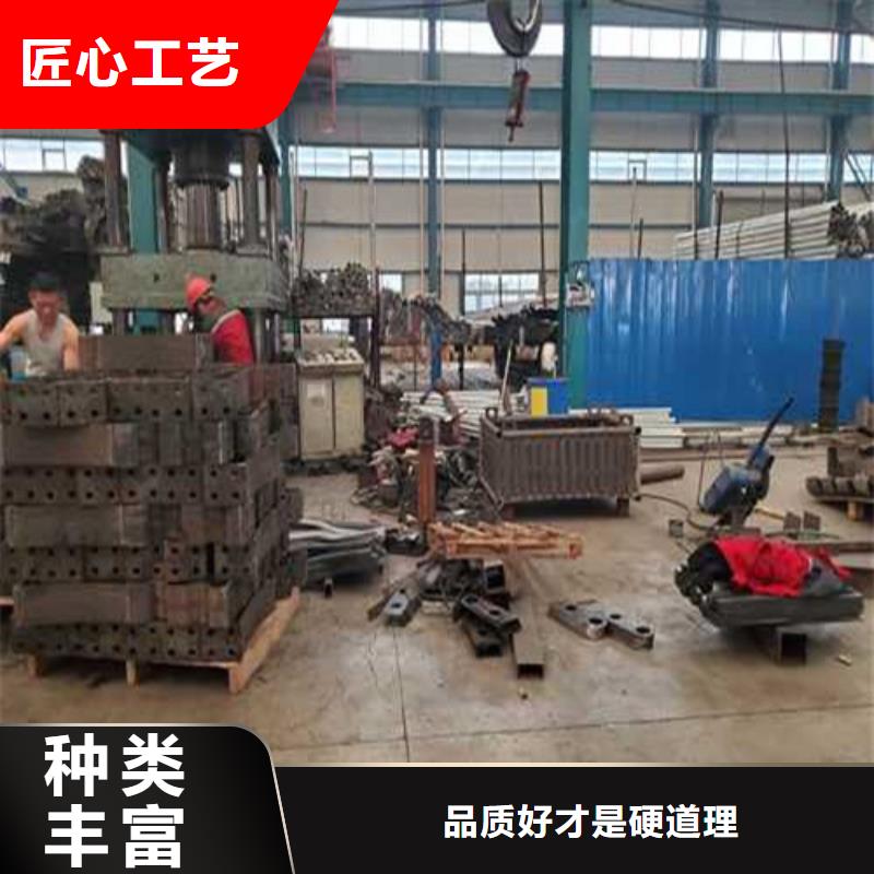 护栏-热镀锌立柱型号全价格低当地厂家