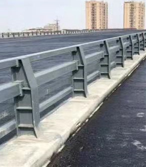 护栏,桥梁防撞护栏厂实力优品