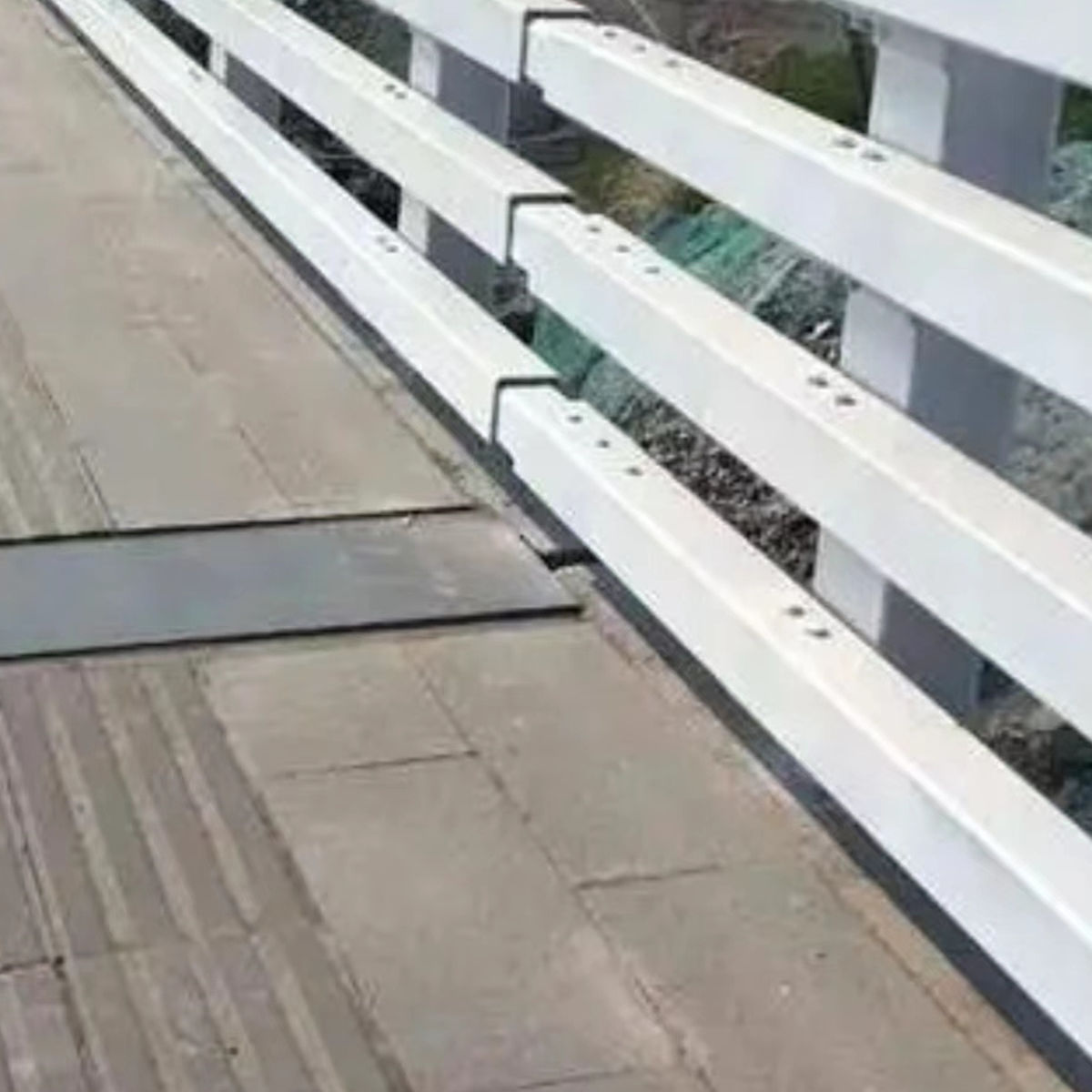 护栏【【河道护栏】】工程施工案例当地公司