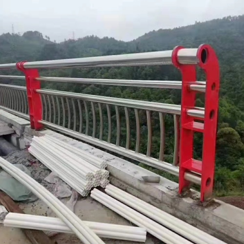 桥梁铁艺护栏制造厂家
