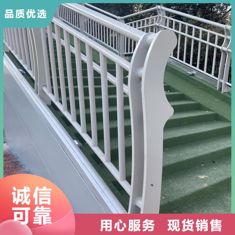 防撞钢管护栏实力过硬厂家本地厂家值得信赖