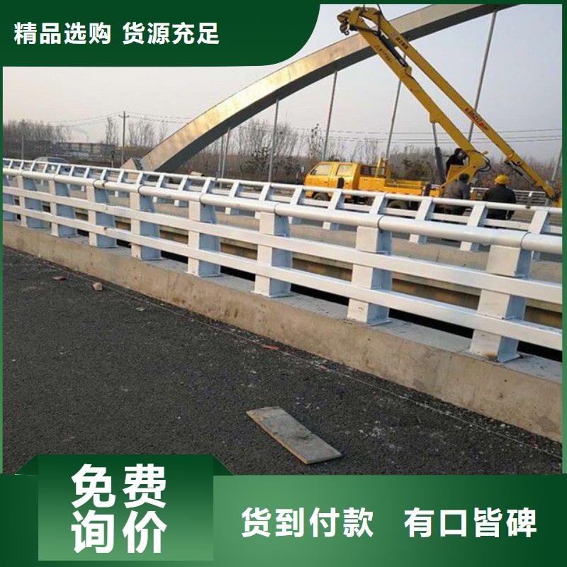 定做钢背木护栏的生产厂家精工细致打造