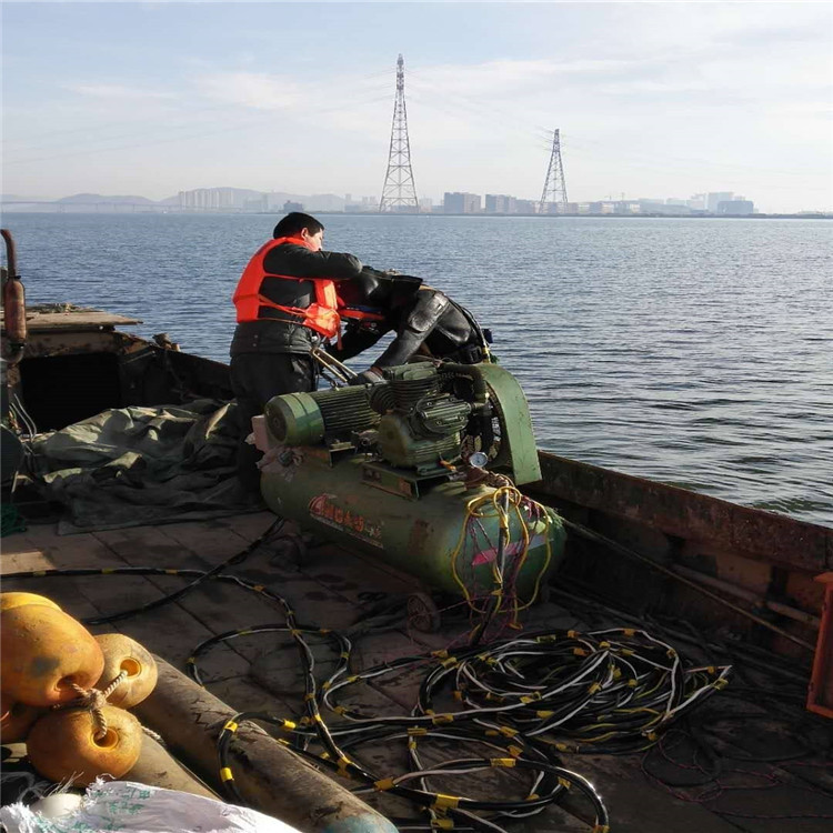 荆州市潜水员打捞公司-承接各种水下施工