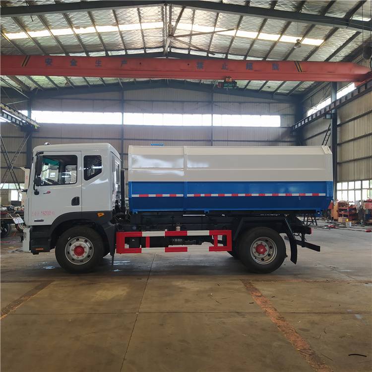 牧场垃圾回收再利用12方粪污运输车12方污水清理车价格低现货快速采购