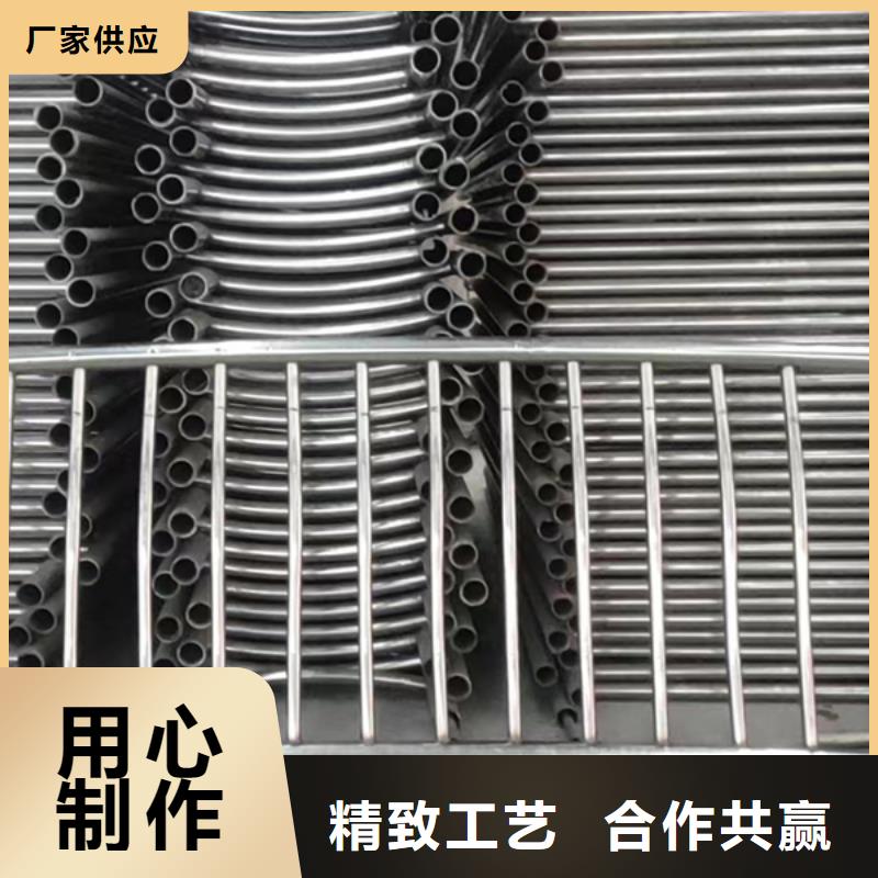 生产跨线桥外侧护栏质量可靠的厂家本地货源