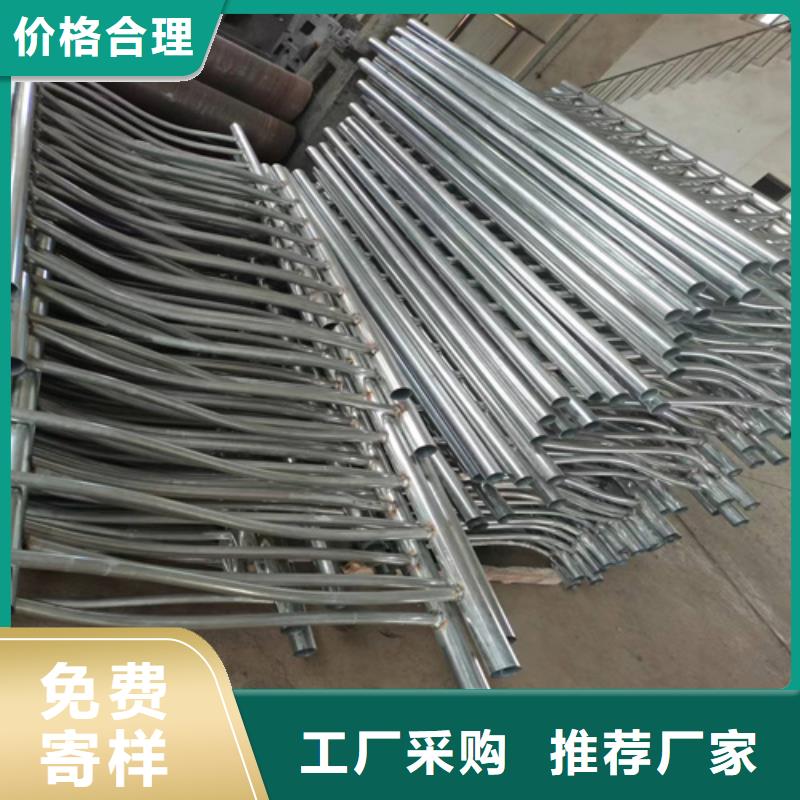 防撞护栏畅销全国敢与同行比价格