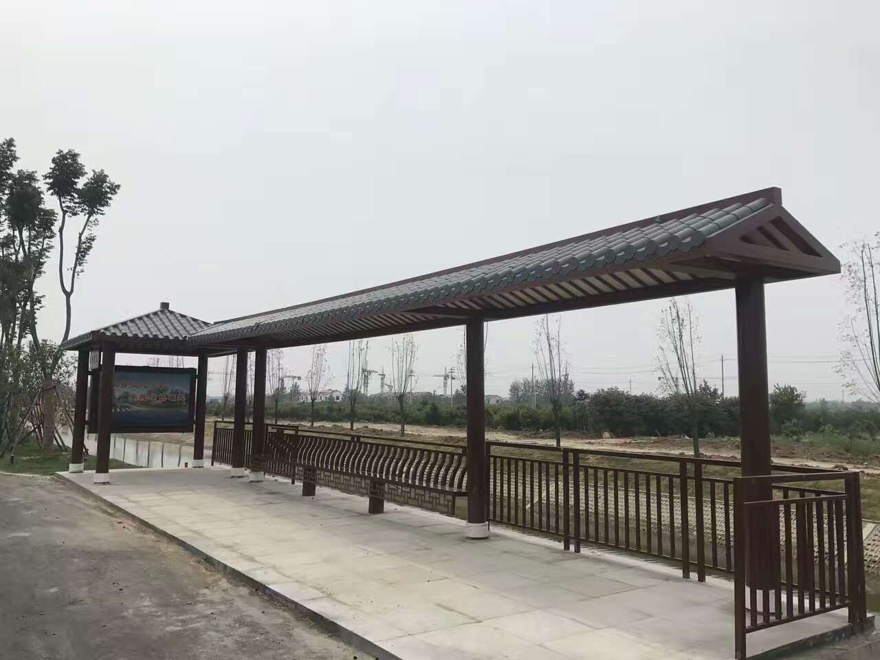 公交站台【智能垃圾箱】源厂直接供货