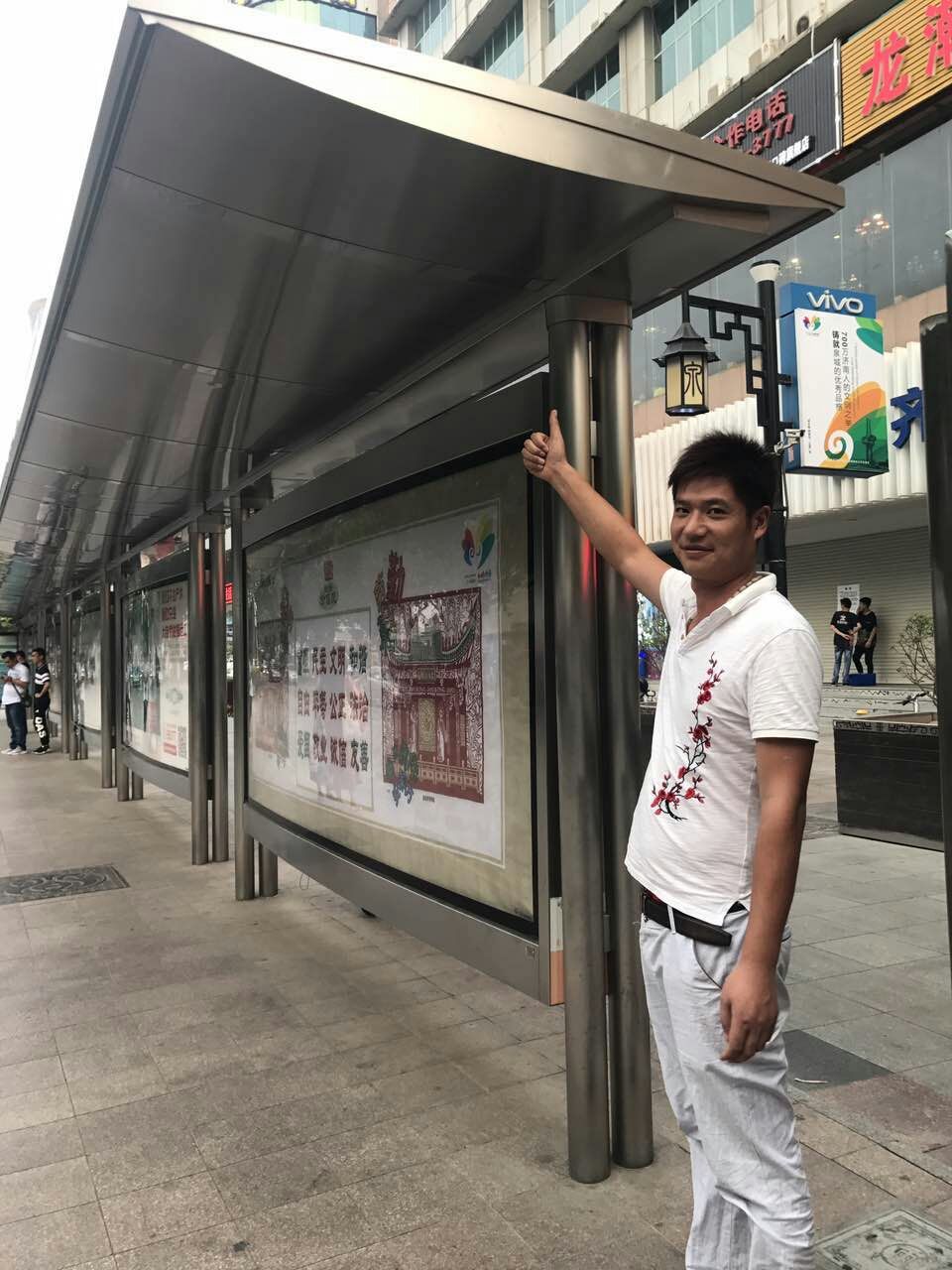 公交站台-旧衣服回收箱现货充足量大优惠