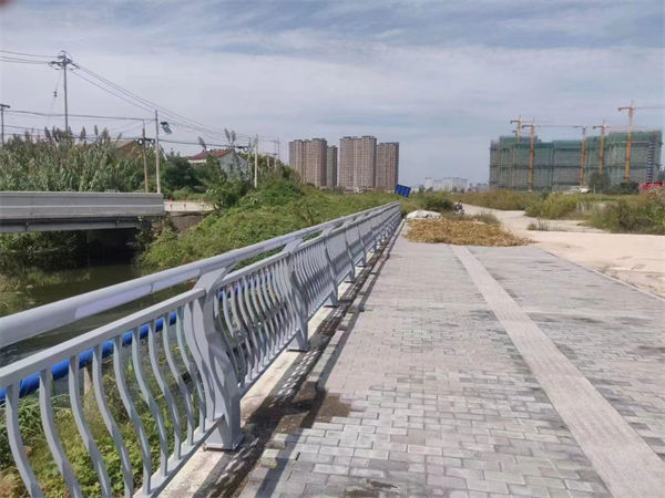 免费咨询不锈钢灯光护栏