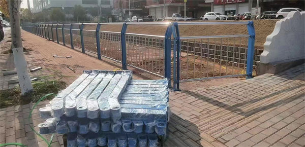 免费咨询不锈钢灯光护栏