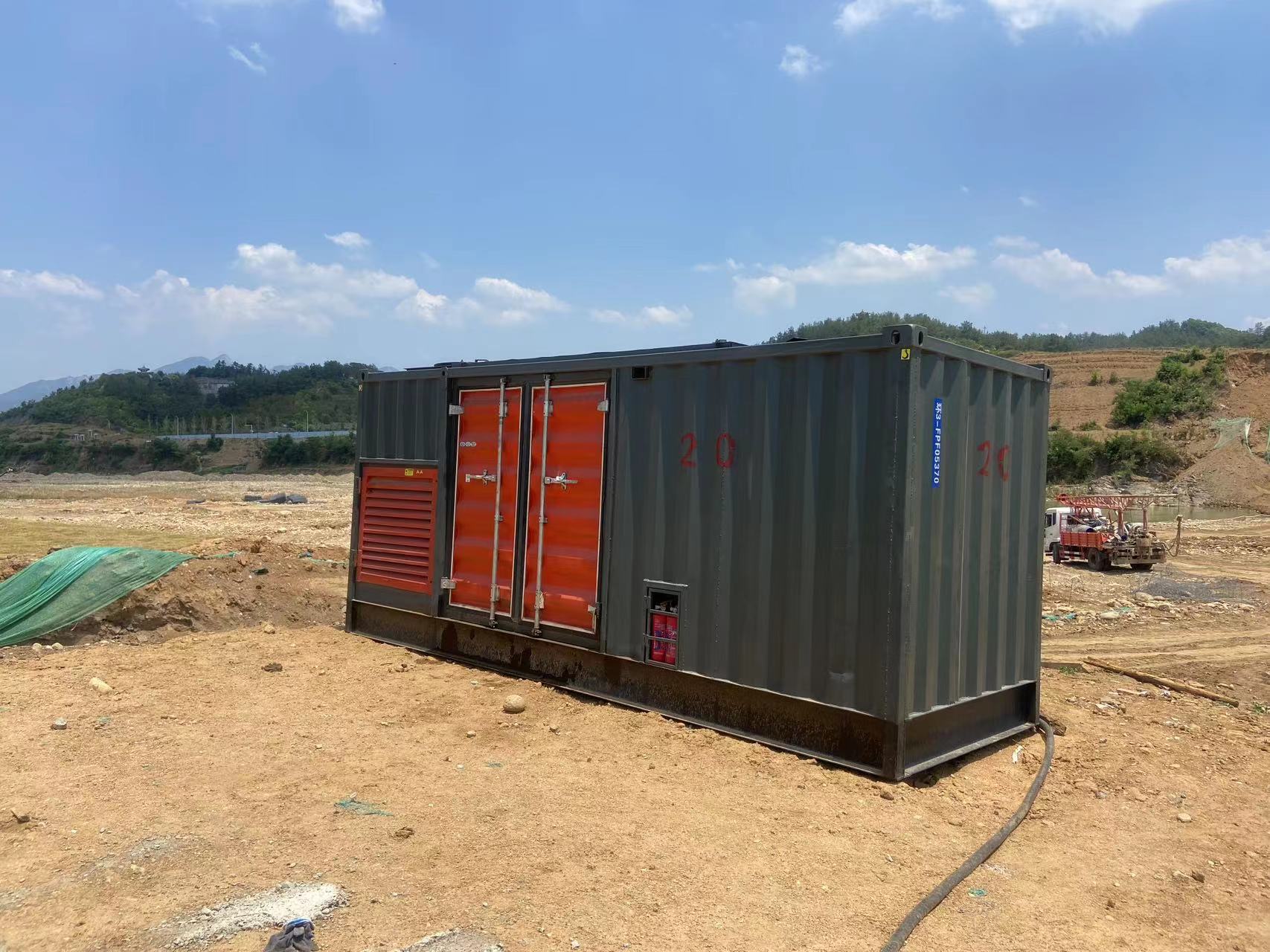 ​100KW发电车租赁价格（）应急发电机租赁公司信誉保证
