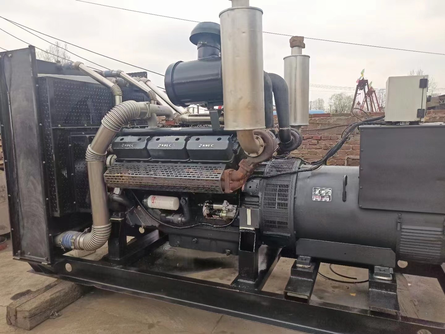 发电机出租租赁发电机电缆线出租备用电源出租应急发电机出租400KW发电机出租技术好专业团队