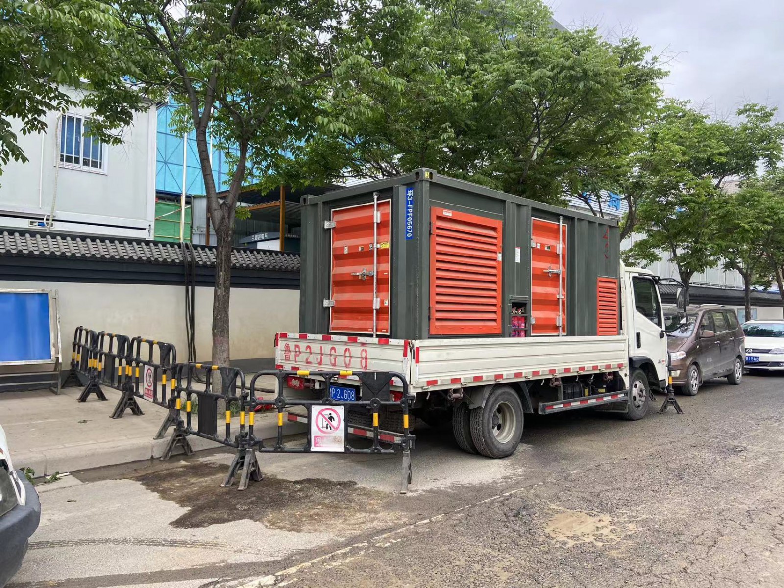 200KW发电机出租租赁400KW发电机电缆线出租UPS电源出租500kw发电机租赁放心之选随叫随到