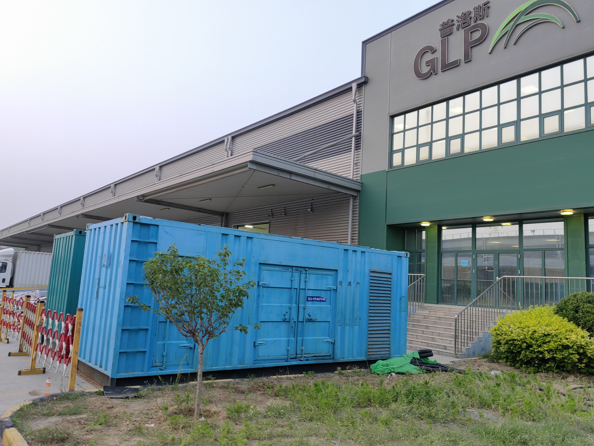 【200KW发电机出租租赁400KW发电机电缆线出租UPS电源出租500kw发电机租赁服务周到】同城货源