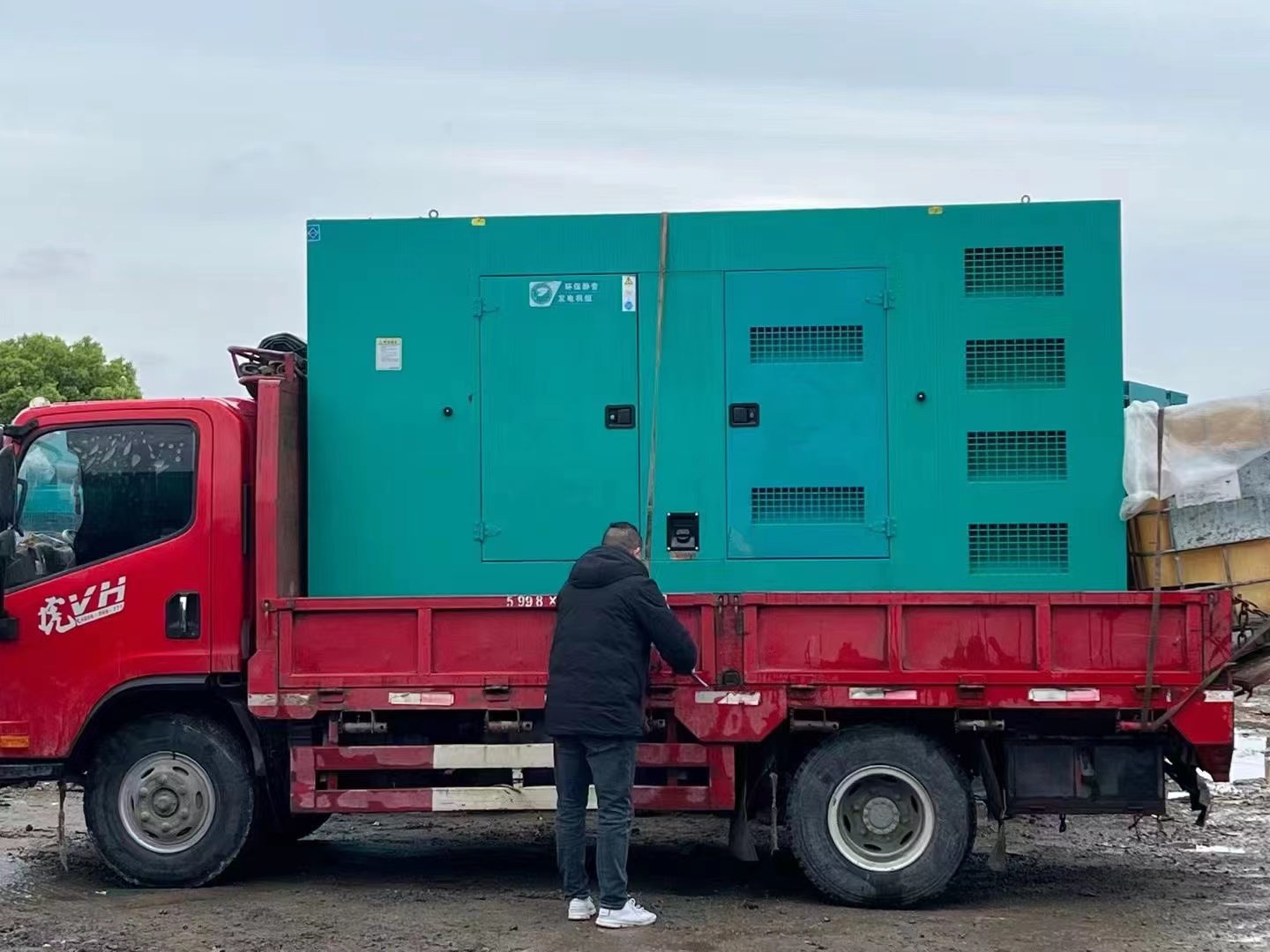 200KW发电机出租租赁400KW发电机电缆线出租UPS电源出租500kw发电机租赁放心技术比较好