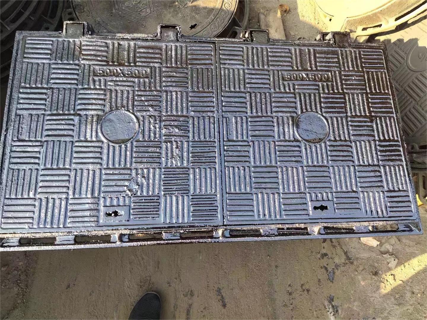 E600重型球墨铸铁井盖生产厂家产品细节本地服务商