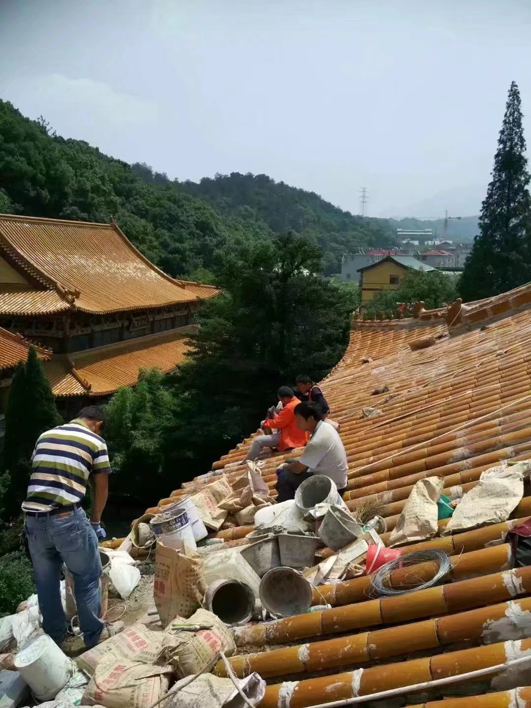 聚脲喷涂防水防腐建筑渗漏防水修缮组图价格透明