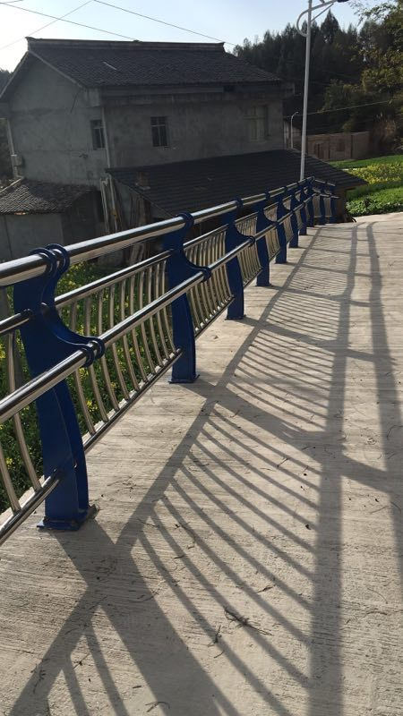 Q355D碳钢护栏精细生产让客户买的放心