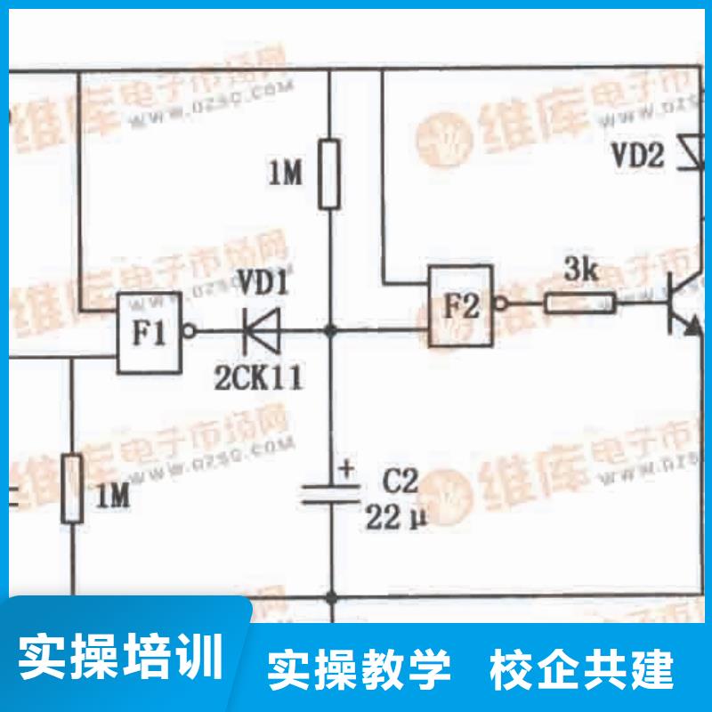 学装载机汽车吊塔吊去虎振技校下证快包就业专业齐全