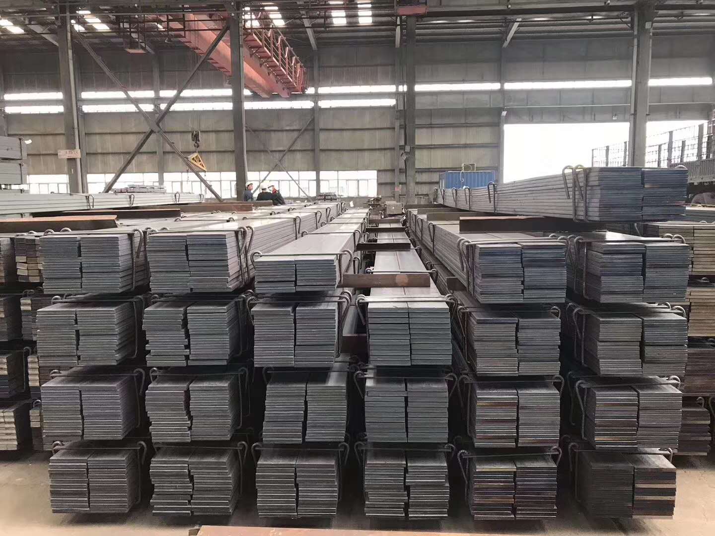 q235b扁钢专业生产厂家